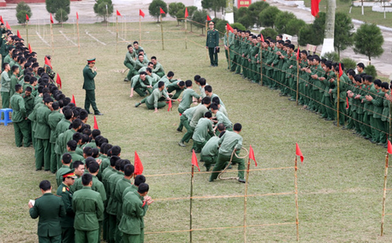 Bo doi Viet Nam choi gi ngay Tet?-Hinh-3